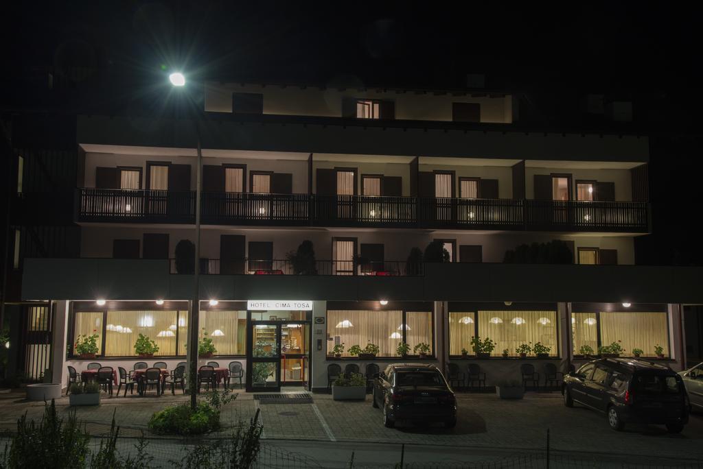 Hotel Cima Tosa San Lorenzo Dorsino Exterior photo